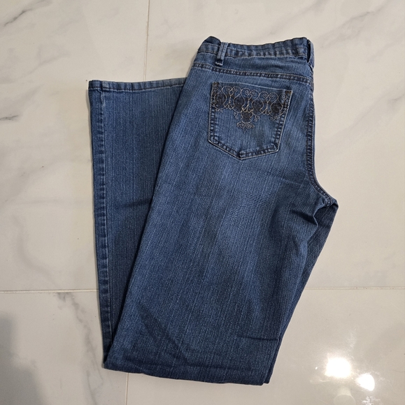 L.e.i. Chelsea Lowrise flare jeans 11 - Picture 2 of 9